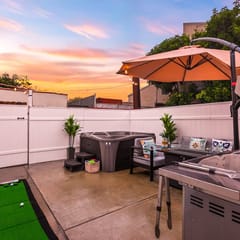 Private Culver City Stay |Hot Tub|Parking | Grill.