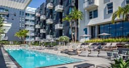 Pool|Jacuzzi|Cinema|Parking|GrilRoofTOP|FirePlace - Imagen 2