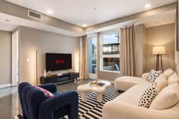 Pool|Cinema|Parking|PacMan|RoofTop|Fireplace - Imagen 3